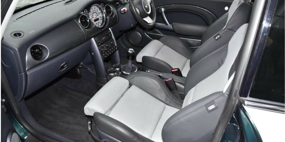 Mini Cooper S UnionJack foliert dt. Zulassung 104.177 km 5.999 &euro; Hamburg 22339