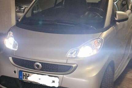 Smart city-coupé/city-cabrio 37.138 km 8.499 &euro; Hamburg 20097