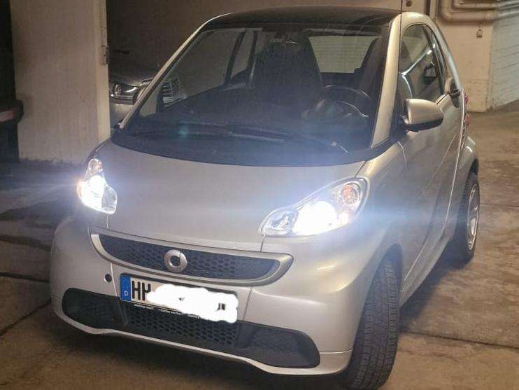 Smart city-coupé/city-cabrio 37.138 km 8.499 &euro; Hamburg 20097