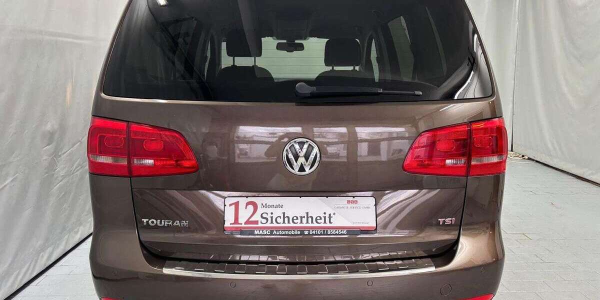 VW Touran 148.523 km 9.990 &euro; Pinneberg 25421