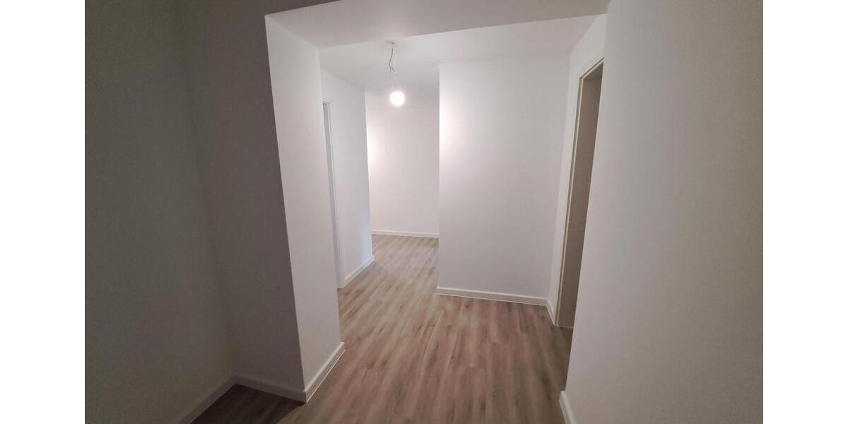 Erdgeschoßwohnung Bad Oldesloe - 2 Zimmer, 90 m&sup2;, 1.170&euro; | Angebot:25614852