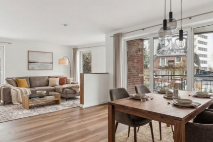 Wohnung Wedel - 3 Zimmer, 130 m&sup2;, 1.990&euro; | Angebot:25180068