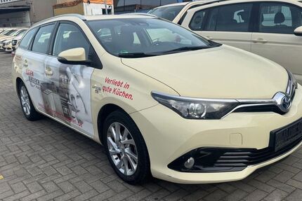 Toyota Auris 429.800 km 6.499 &euro; Hamburg 20537