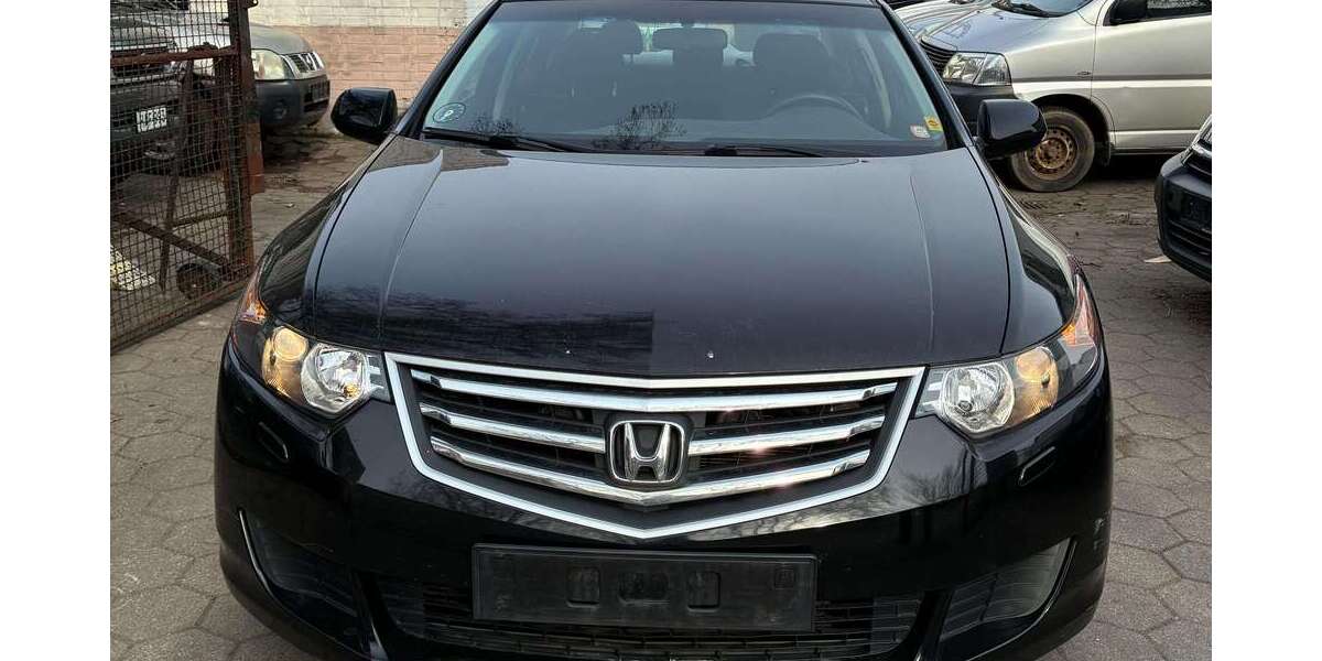 Honda Accord 178.254 km 4.490 &euro; Hamburg 20537