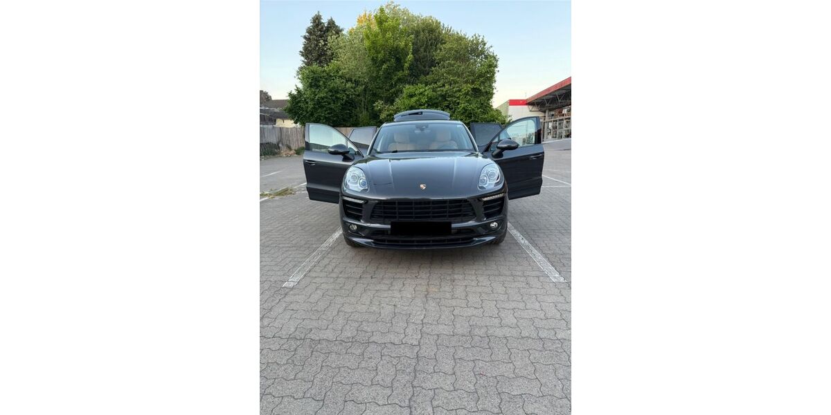 Porsche Macan 74.000 km 33.100 &euro; Hamburg 22179