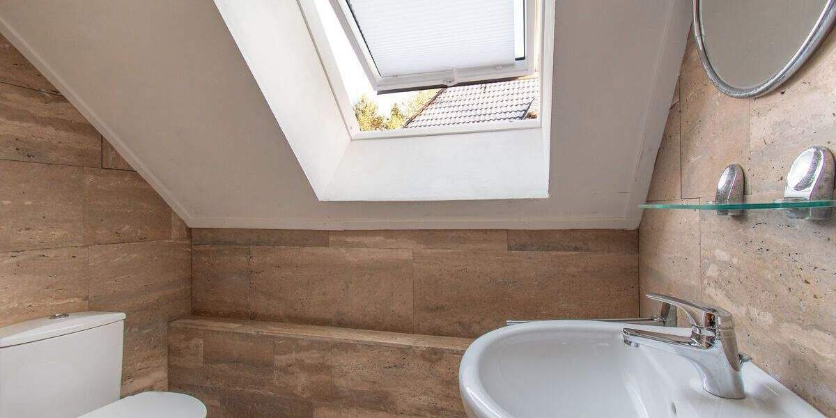 Einfamilienhaus Hamburg Wellingsbüttel - 7 Zimmer, 248 m&sup2;, 1.470.000&euro; | Angebot:25735937