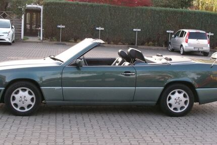 Mercedes-Benz E 300 248.500 km 22.124 &euro; Delingsdorf 22941