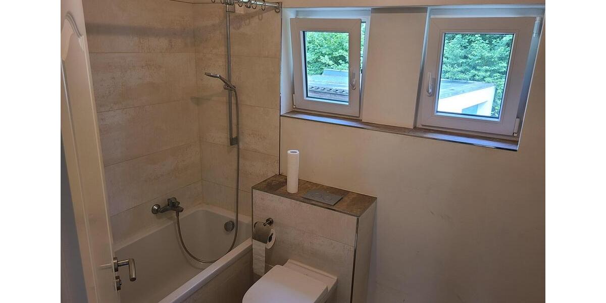 Etagenwohnung Hamburg Wandsbek - 5 Zimmer, 115 m&sup2;, 2.100&euro; | Angebot:25866566