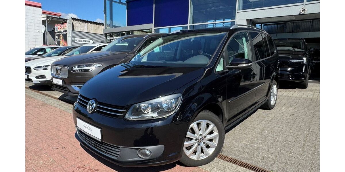 VW Touran 156.000 km 8.990 &euro; Pinneberg 25421
