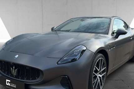 Maserati GranTurismo 1.621 km 154.900 &euro; Hamburg 20537
