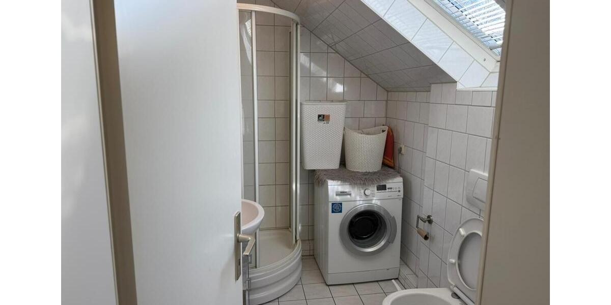 Dachgeschoßwohnung Schenefeld - 2 Zimmer, 52 m&sup2;, 936&euro; | Angebot:26021604