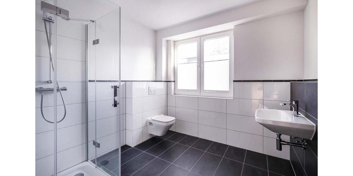 Reihenhaus Pinneberg - 6 Zimmer, 152 m&sup2;, 2.300&euro; | Angebot:23647033