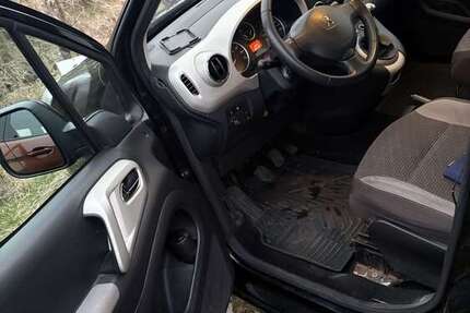 Peugeot Partner 181.000 km 6.900 &euro; Hamburg 21129