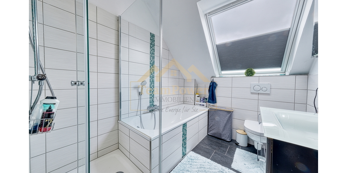 Ruhig gelegen, liebevoll modernisiert und bestens angebunden! - Reihenendhaus Uetersen | Angebot:25919185