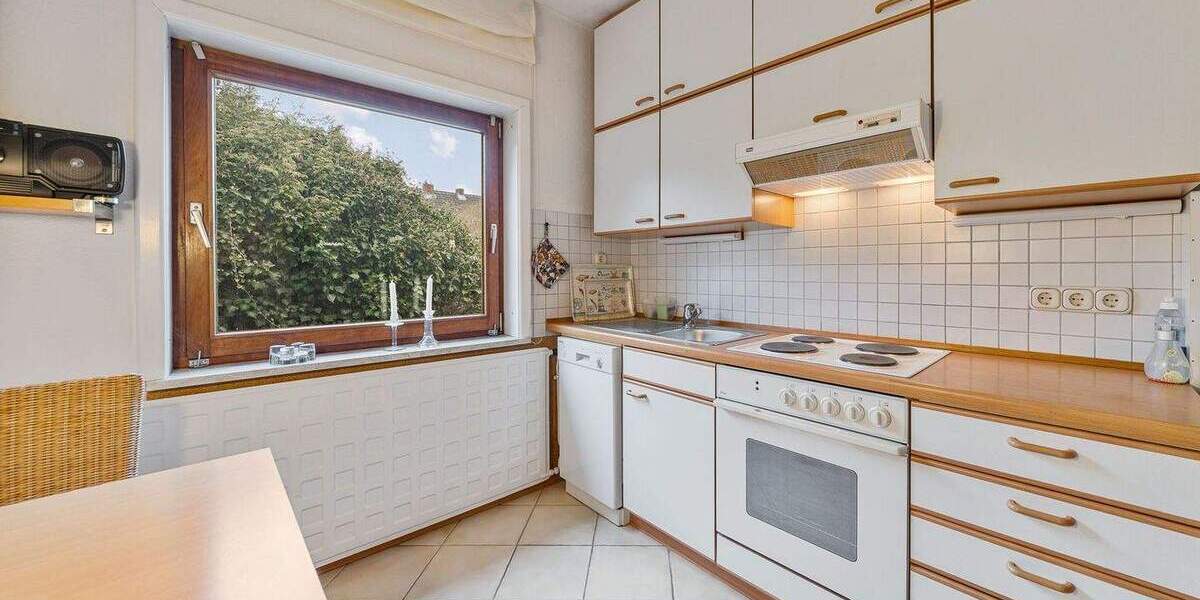 Einfamilienhaus Hamburg Sasel - 9 Zimmer, 192 m&sup2;, 695.000&euro; | Angebot:25748557