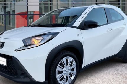 Toyota Aygo (X) 27.100 km 13.385 &euro; Halstenbek 25469
