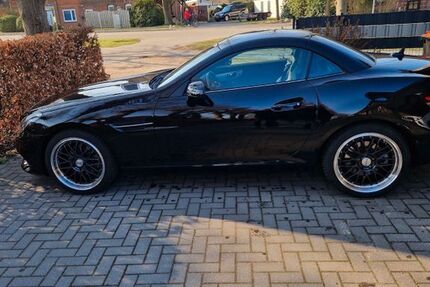 Mercedes-Benz SLC 180 28.000 km 26.850 &euro; Bad Bramstetd 24576