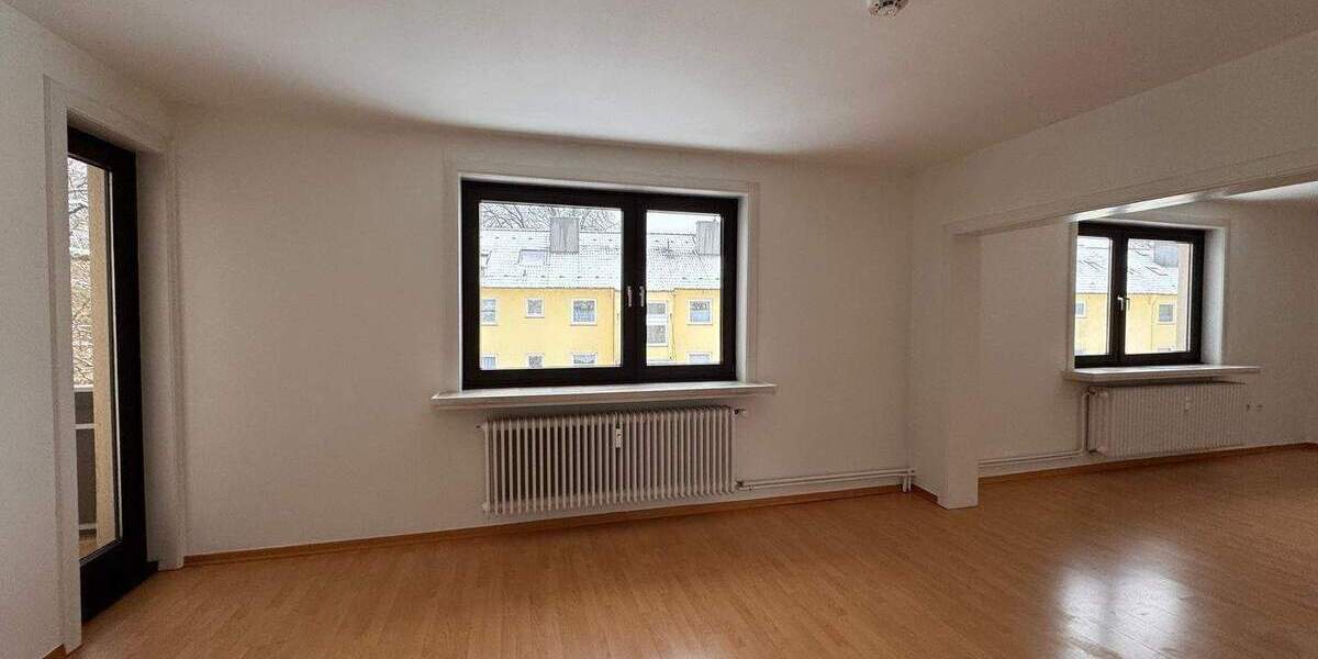 Etagenwohnung Pinneberg - 4 Zimmer, 92 m&sup2;, 920&euro; | Angebot:25815904