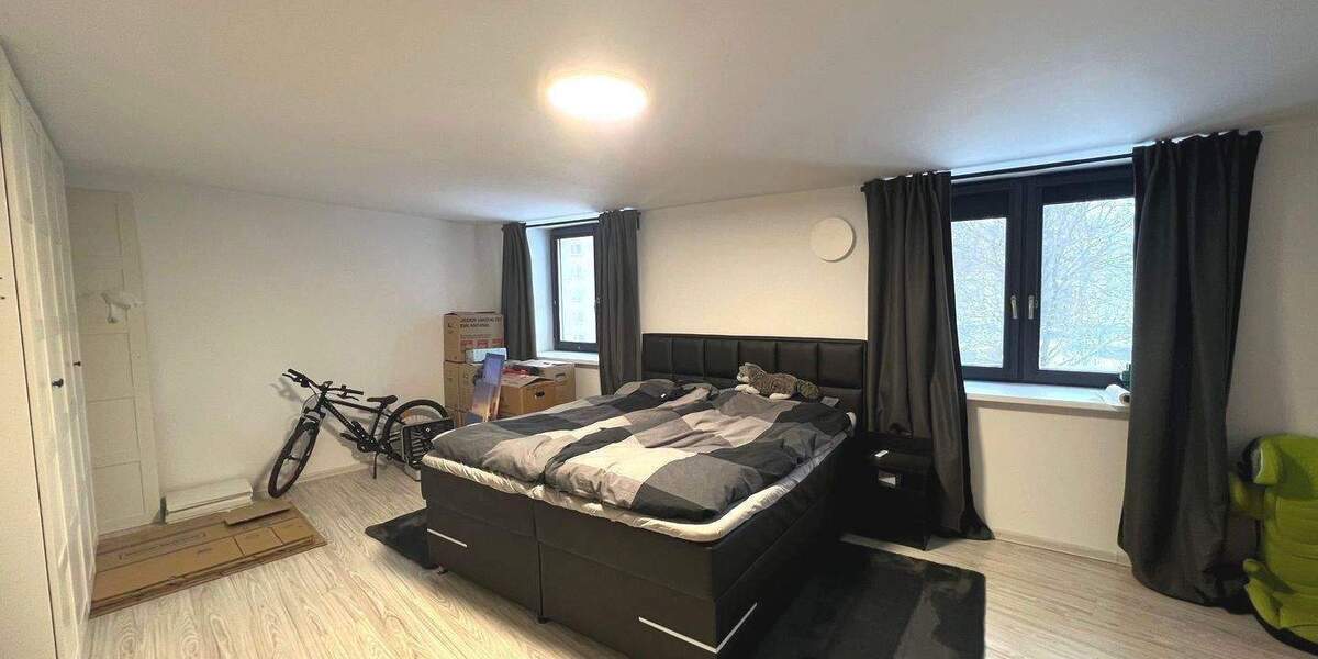 Etagenwohnung Wedel - 3 Zimmer, 100 m&sup2;, 1.150&euro; | Angebot:25669655
