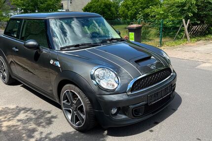 Mini Cooper S 79.768 km 9.999 &euro; Heist 25492