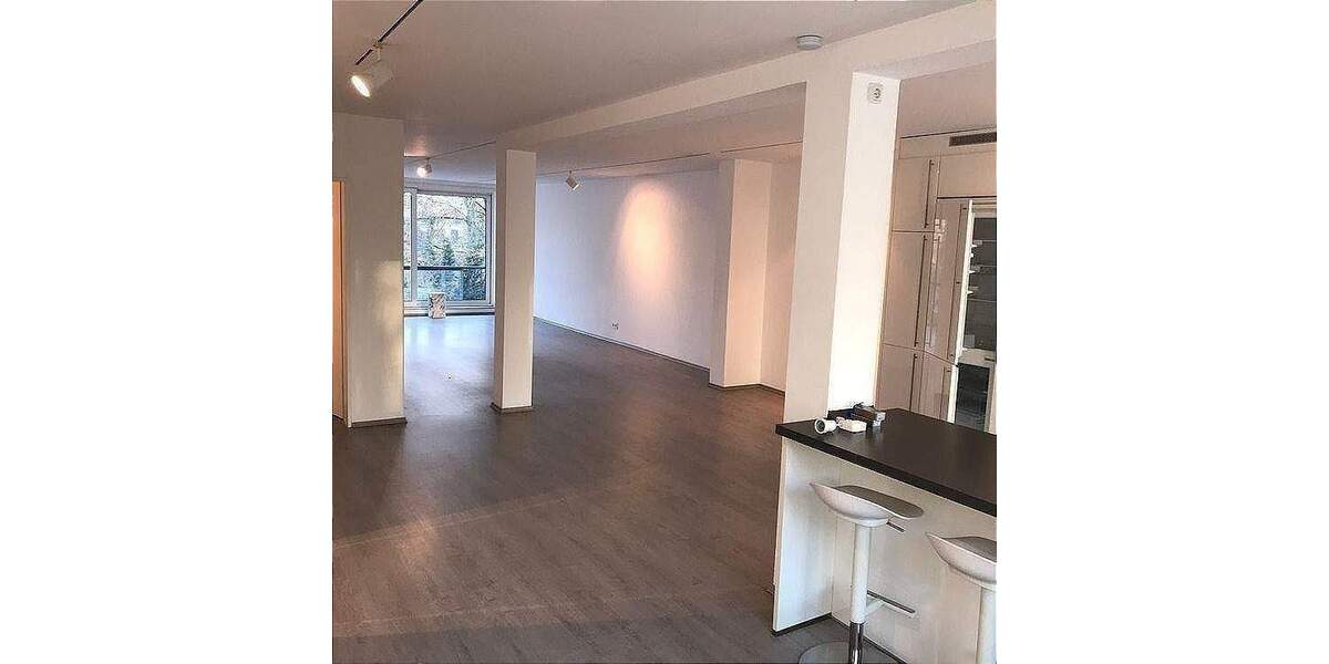 Etagenwohnung Hamburg Uhlenhorst - 3 Zimmer, 121 m&sup2;, 2.600&euro; | Angebot:25778932