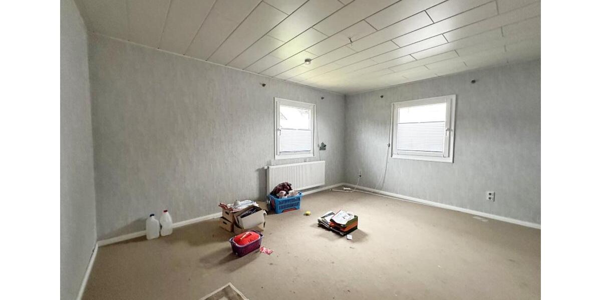 Einfamilienhaus Lasbek - 6 Zimmer, 190 m&sup2;, 330.000&euro; | Angebot:25355036