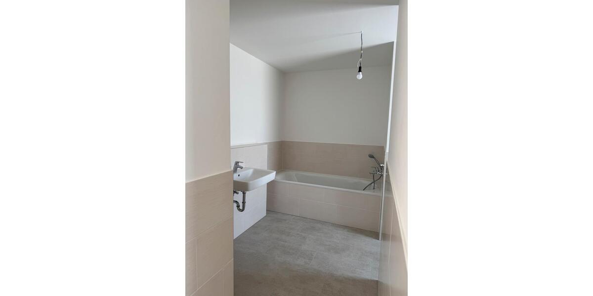 Erdgeschoßwohnung Ahrensburg - 5.5 Zimmer, 151 m&sup2;, 2.747&euro; | Angebot:25350544