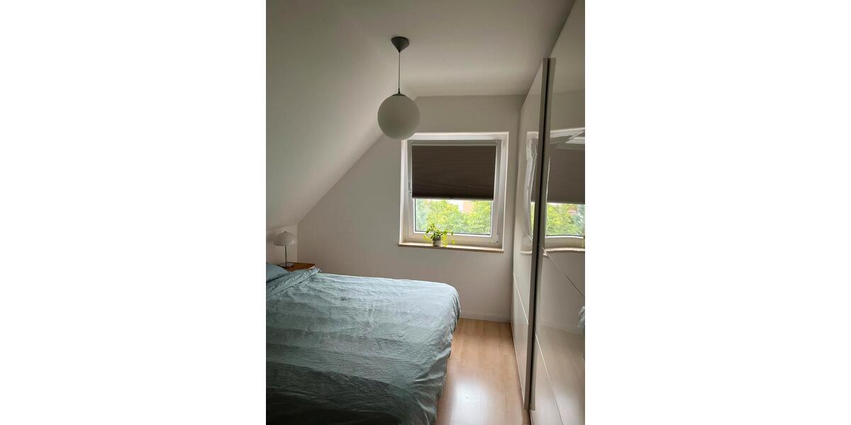 Dachgeschoßwohnung Pinneberg - 2 Zimmer, 72 m&sup2;, 274.500&euro; | Angebot:27163158