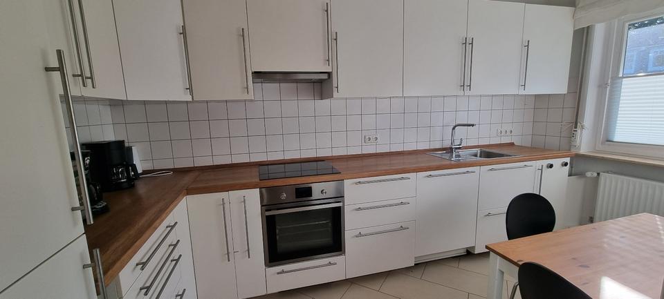 Einfamilienhaus Großhansdorf - 5 Zimmer, 180 m&sup2;, 2.600&euro; | Angebot:24380559