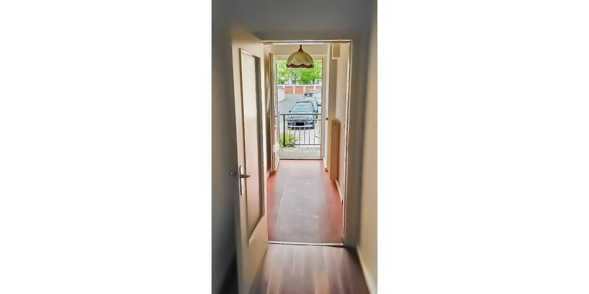 Etagenwohnung Norderstedt Harksheide - 5 Zimmer, 120 m&sup2;, 299.000&euro; | Angebot:25737468