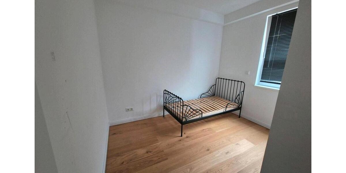 Reihenhaus Wedel - 4.5 Zimmer, 127 m&sup2;, 629.000&euro; | Angebot:25978225