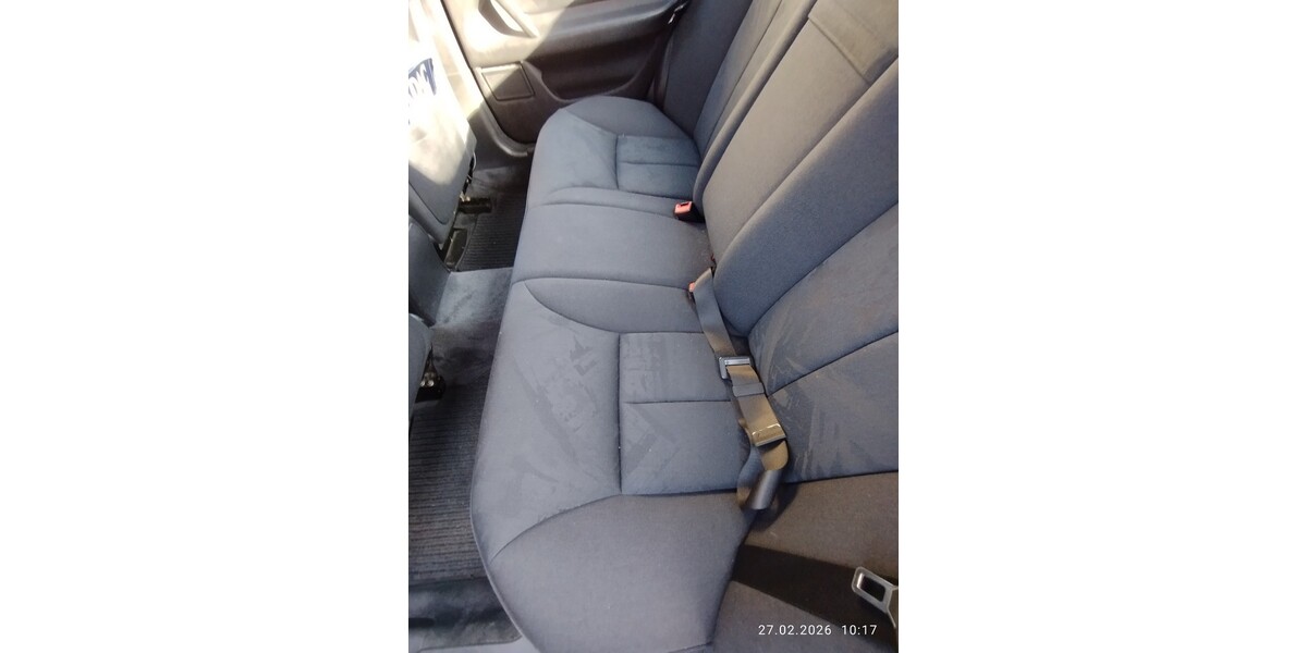 Mercedes-Benz E 230 169.820 km 3.500 &euro; Hamburg 20038