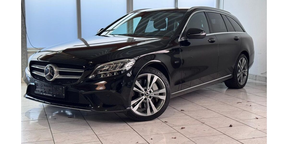 Mercedes-Benz C 300 127.051 km 22.700 &euro; Pinneberg 25421