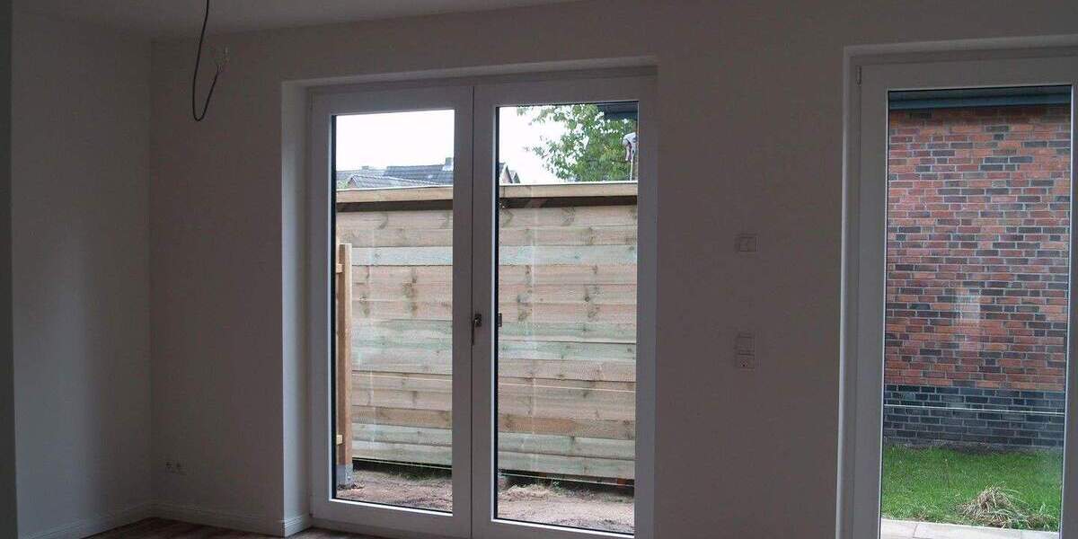 Reihenendhaus Trittau - 2 Zimmer, 84 m&sup2;, 1.300&euro; | Angebot:25719011