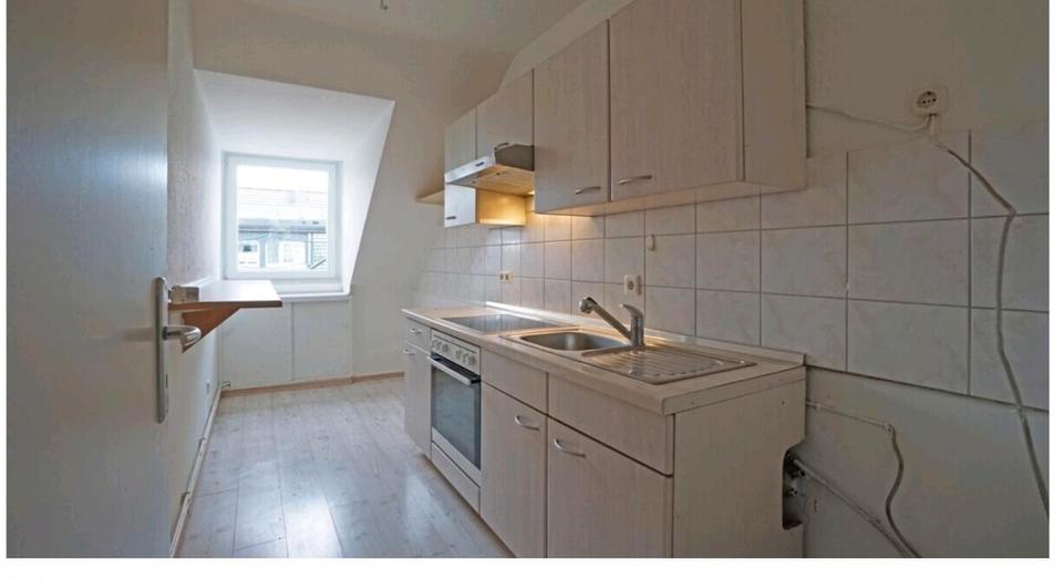 Dachgeschoßwohnung Uetersen - 3 Zimmer, 63 m&sup2;, 890&euro; | Angebot:25922610