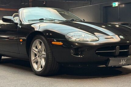 Jaguar XK8 150.500 km 27.900 &euro; Hamburg 22525