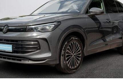 VW Tiguan 19.990 km 39.639 &euro; Hamburg 22457