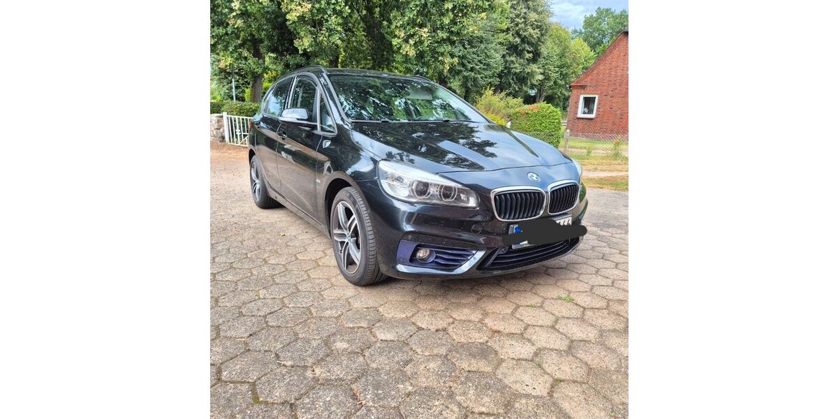 BMW 218 Active Tourer 219.000 km 7.500 &euro; Bad Bramstedt 24576