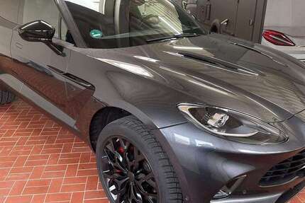 Aston Martin DBX 31.200 km 129.900 &euro; Hamburg 20253