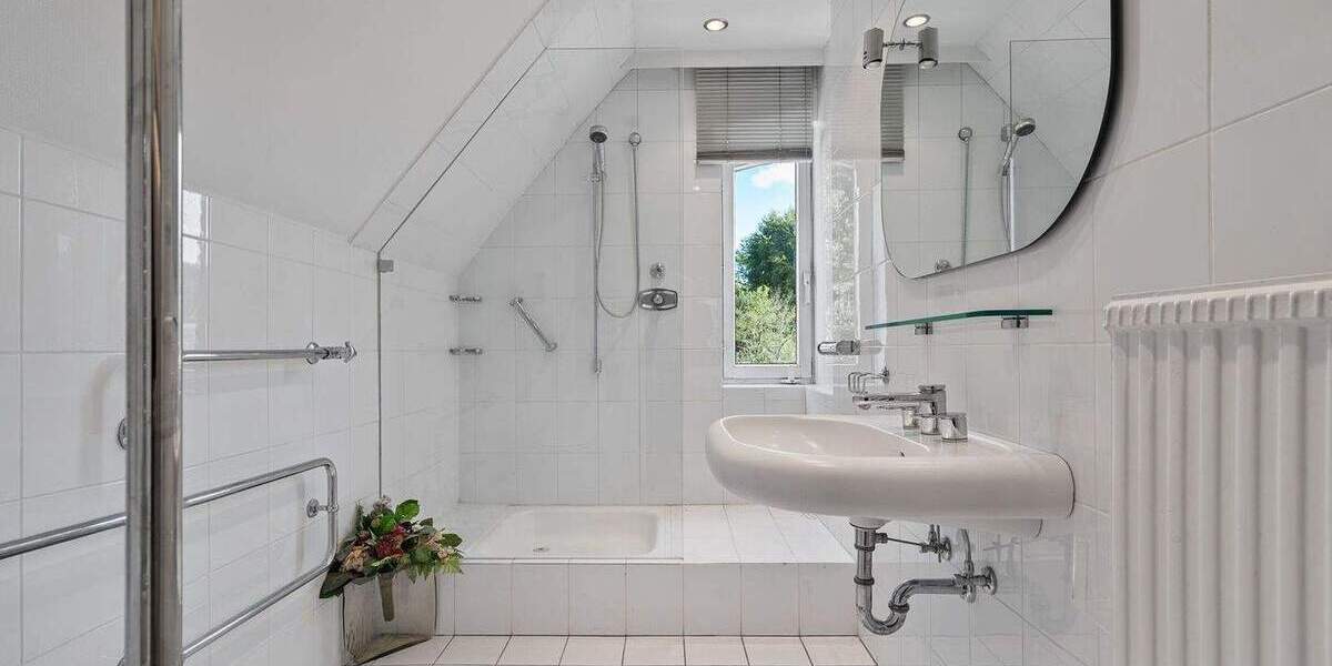 Einfamilienhaus Hamburg Volksdorf - 6 Zimmer, 158 m&sup2;, 1.095.000&euro; | Angebot:25748556