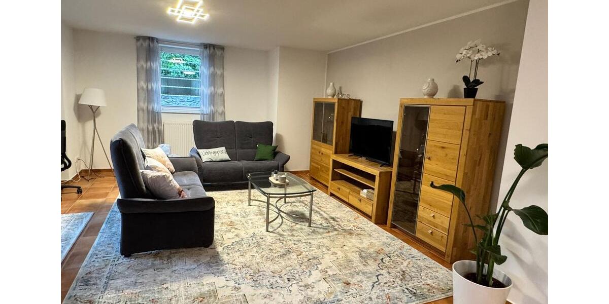 Etagenwohnung Nahe - 2 Zimmer, 66 m&sup2;, 1.200&euro; | Angebot:25172952