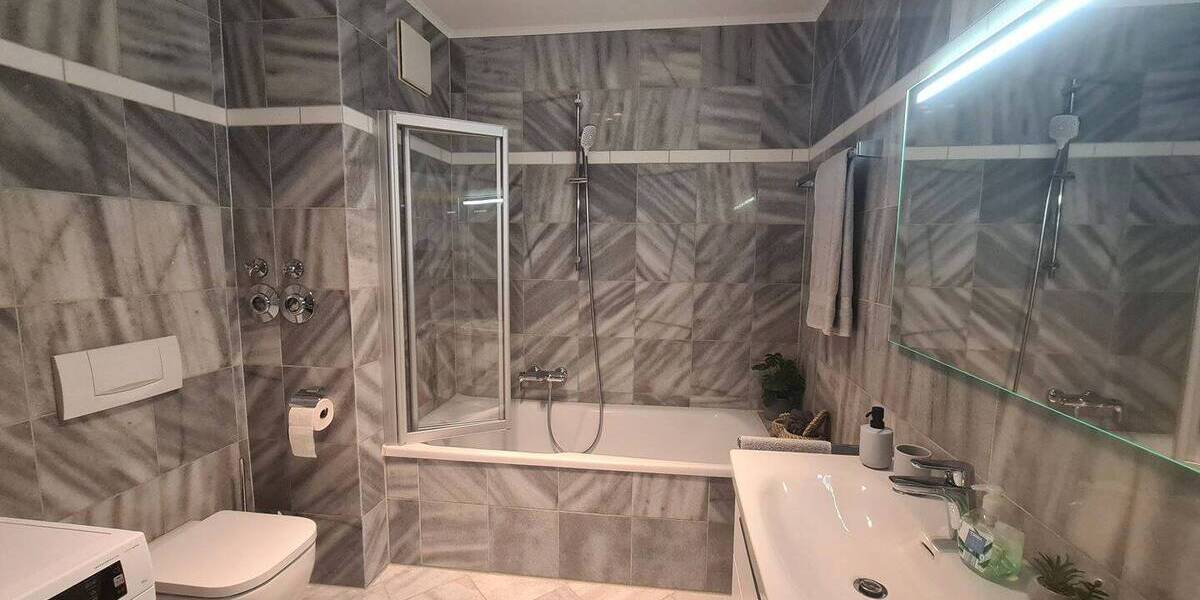 Etagenwohnung Hamburg Ottensen - 2 Zimmer, 79 m&sup2;, 675.000&euro; | Angebot:26026602