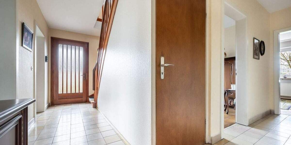 Einfamilienhaus Wentorf bei Hamburg - 9 Zimmer, 200 m&sup2;, 585.000&euro; | Angebot:25667067