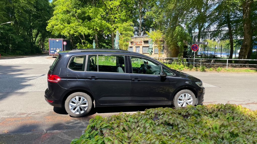 VW Touran 109.000 km 17.500 &euro; Hamburg 22549