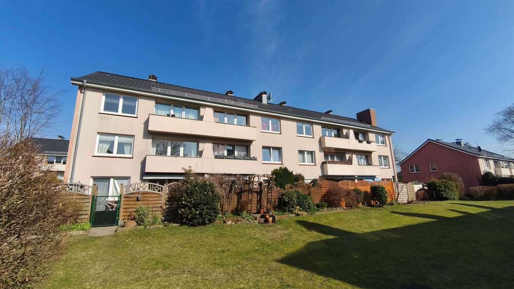 Etagenwohnung Uetersen - 3 Zimmer, 65 m&sup2;, 179.000&euro; | Angebot:23836018