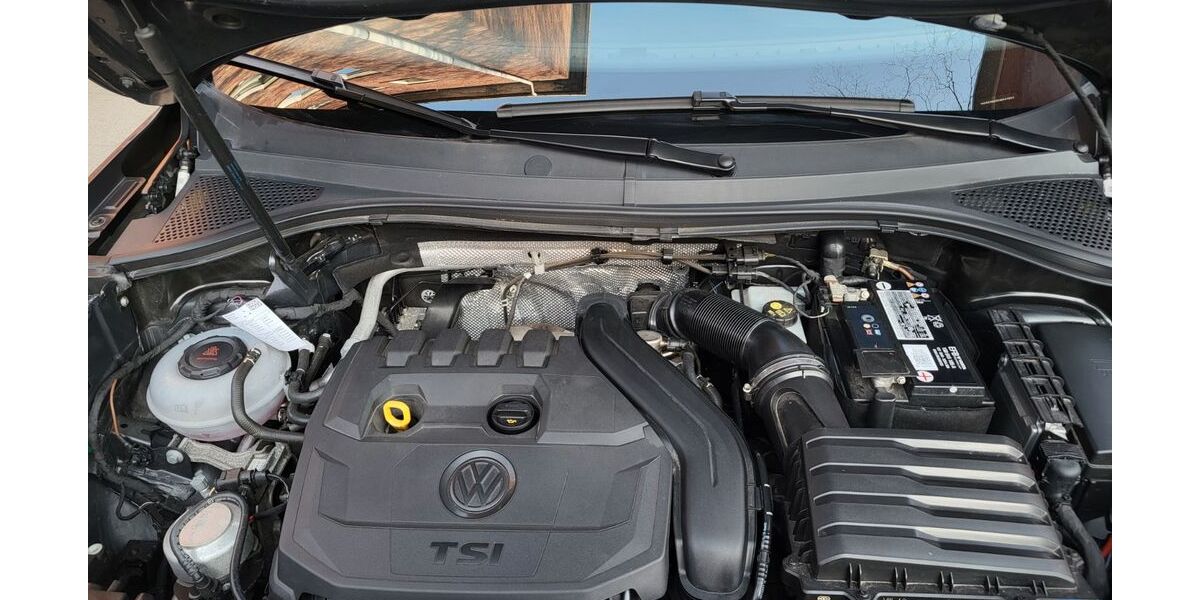 VW Tiguan 60.000 km 22.999 &euro; Hamburg 22049