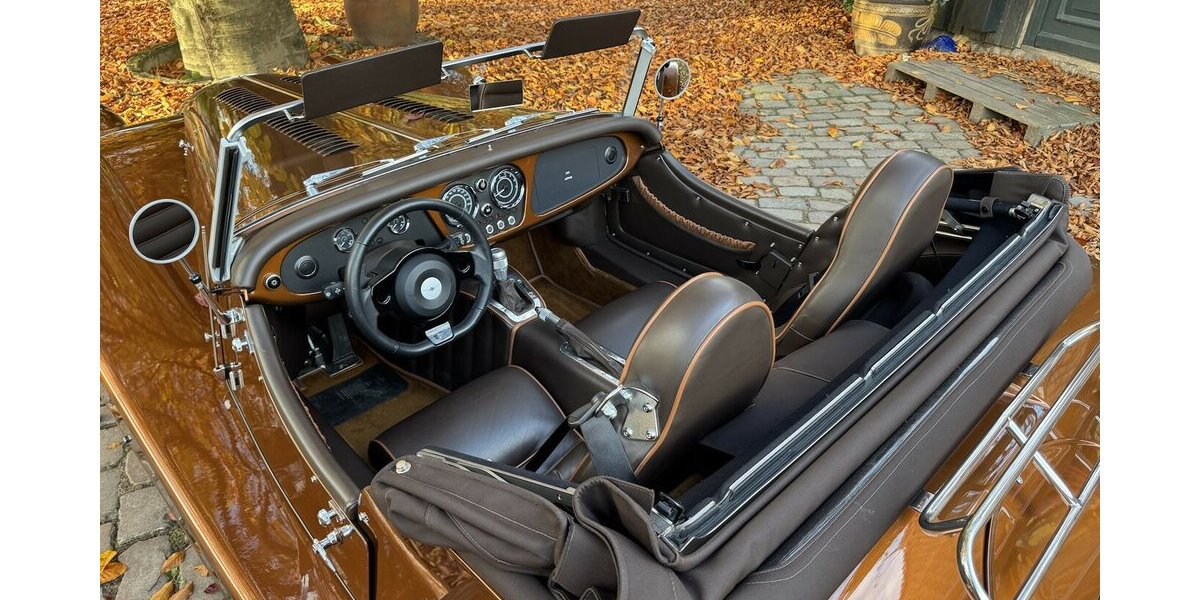 Morgan Plus 8 4.8 AERO8 GOLDFINGER 007 9.999 km 139.999 &euro; Hamburg 22339