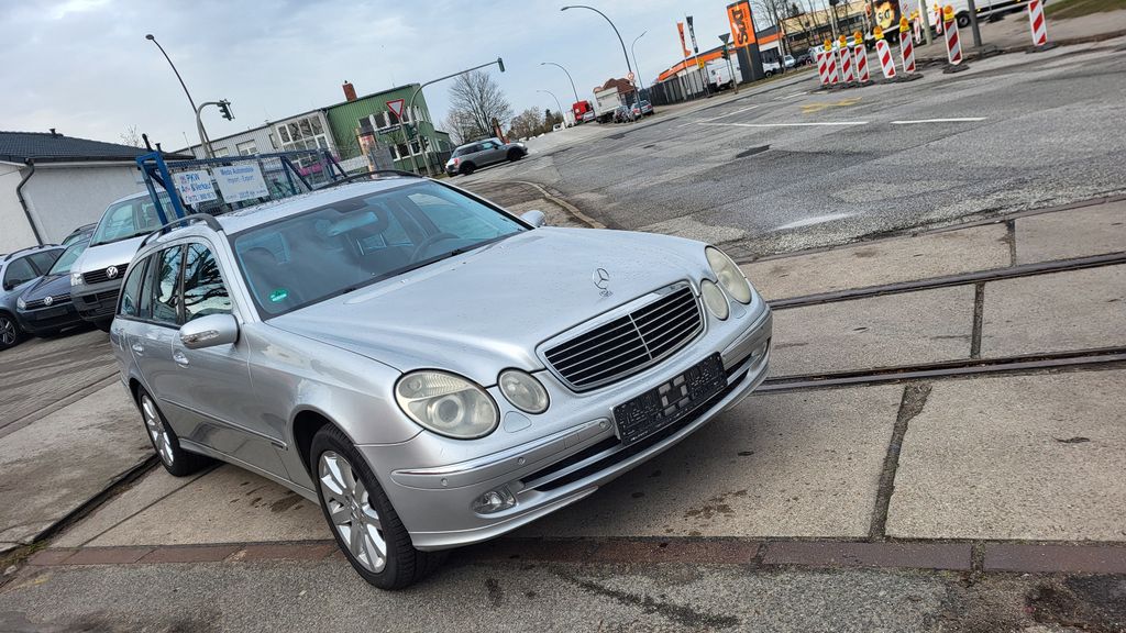 Mercedes-Benz E 270 329.456 km 3.440 &euro; Hamburg 20539