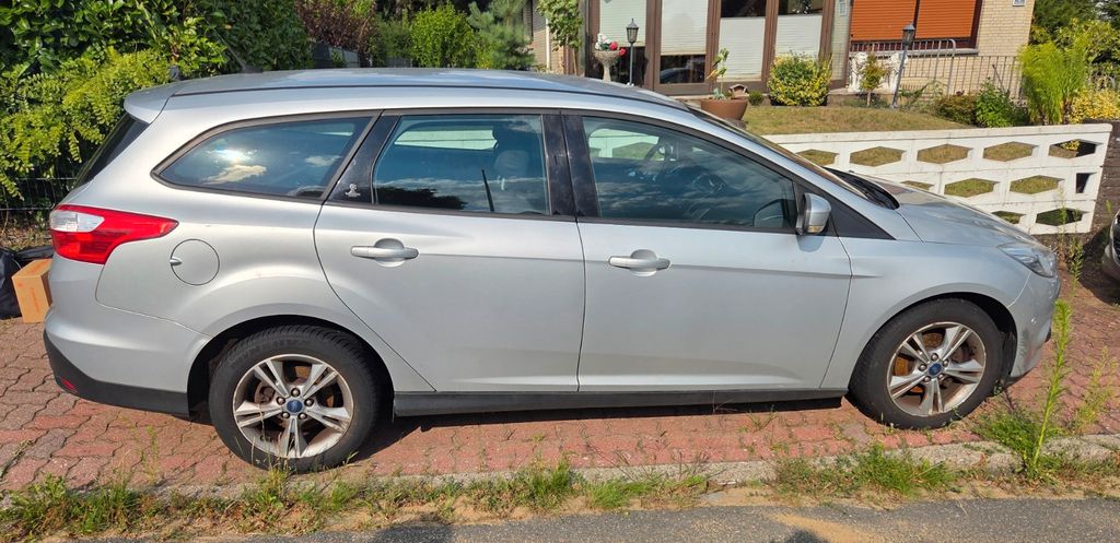 Ford Focus 142.203 km 4.500 &euro; Quickborn 25451