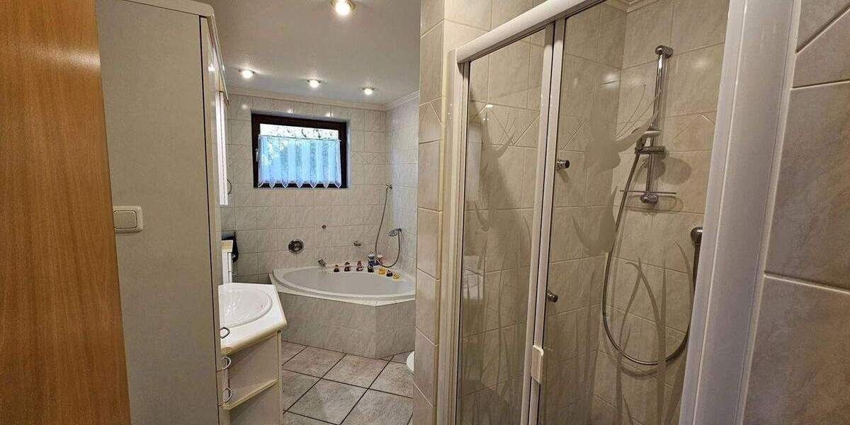 Einfamilienhaus Henstedt-Ulzburg Ulzburg - 3 Zimmer, 135 m&sup2;, 589.000&euro; | Angebot:25799668